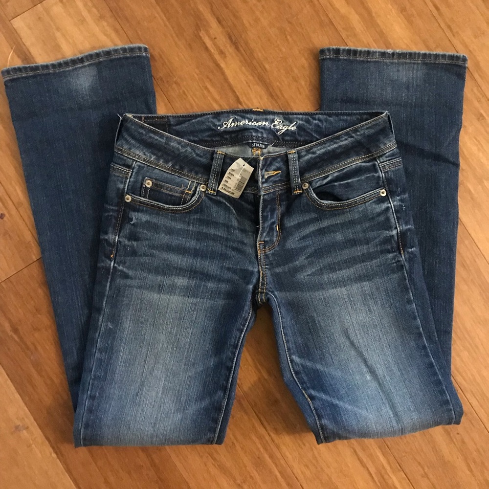 NWT AE slim boot jeans